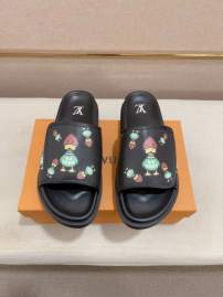 Picture of Louis Vuitton Slippers _SKULVsz38-44mnf05331294